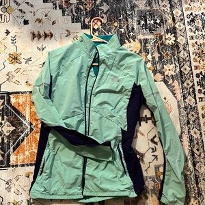 North Face wind breaker jacket